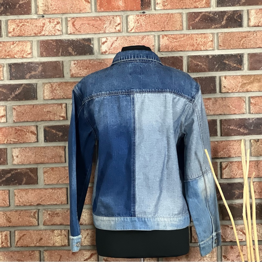 Kensie Jeans Two-Tone Denim Jacket - Picture 3 of 7